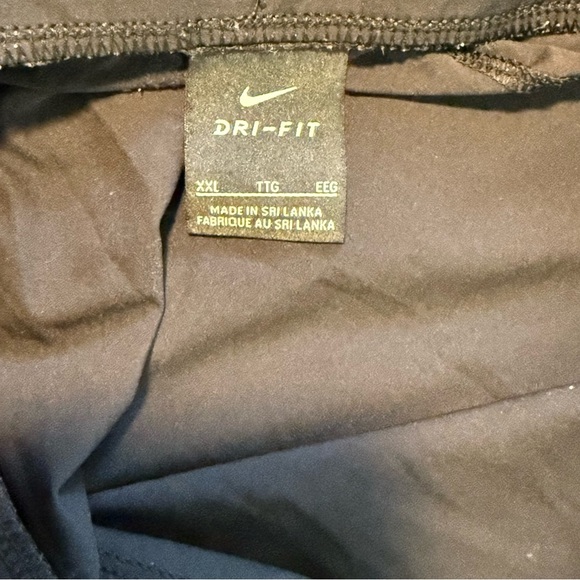 Woman Nike Black Pants - Picture 4 of 6